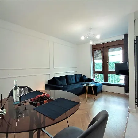 Mki - Center Chmielna 73 C Hotell