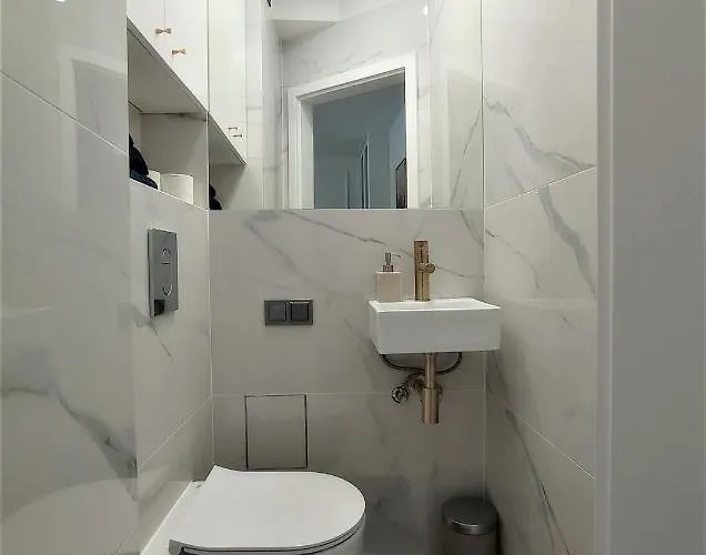 Mki - Center Chmielna 73 C Hotel